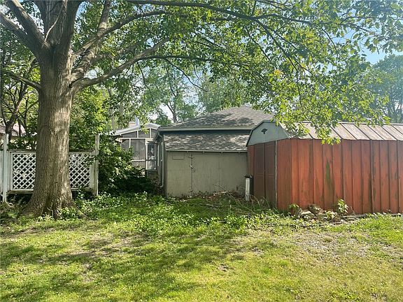 4th image of 842 E Honeywell Ave