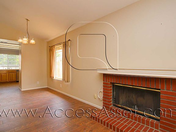 4th image of 19435 Sweetwood Ln