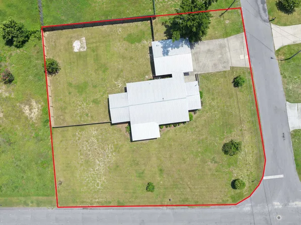 4900 S Lakewood Dr, Panama City, FL 32404