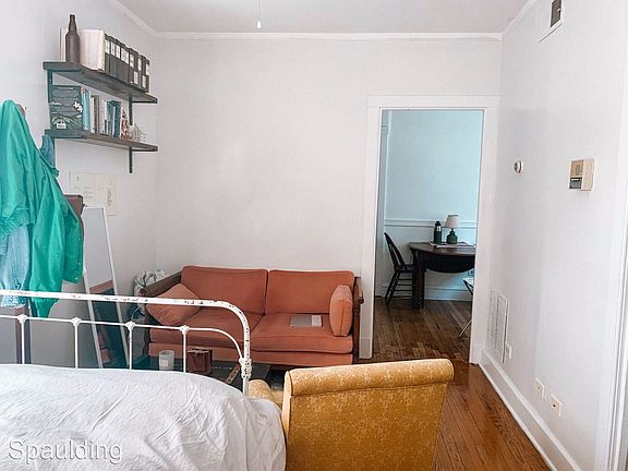 4th image of 2633 1/2 N Spaulding Ave APT 2N