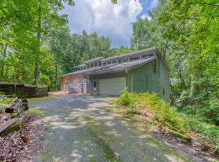 285 Heards Ferry Rd NW, Sandy Springs, GA 30328