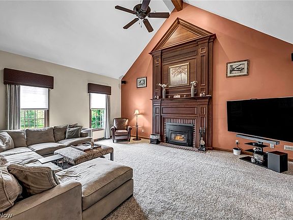 3rd image of 11280 Beechnut Ln