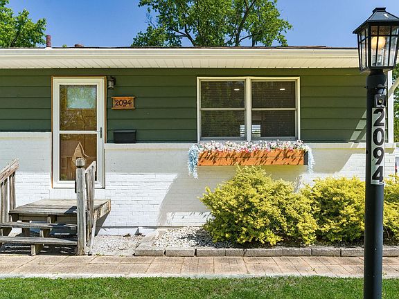 4th image of 2094 Radnor Ave