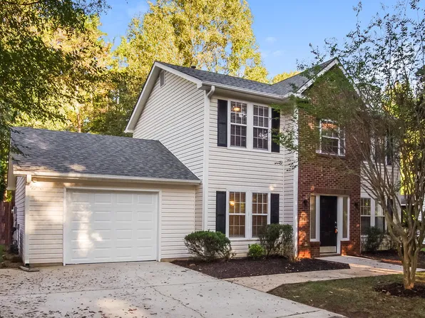 3033 Oakcroft Dr, Matthews, NC 28105