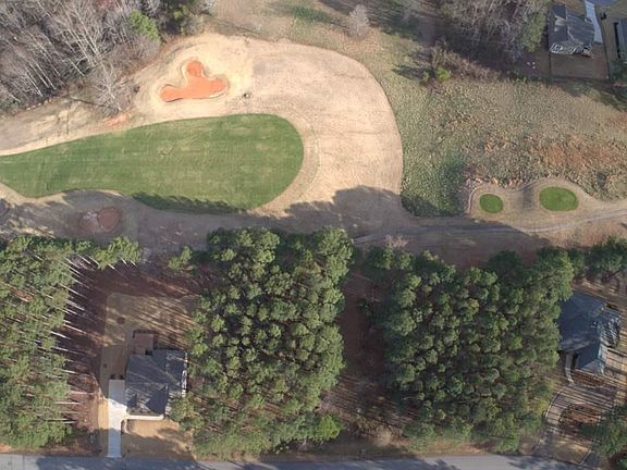 3rd image of 15 Laurelcrest Ln