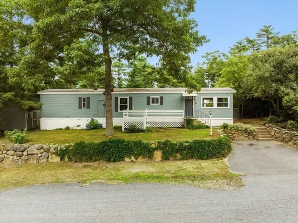 40 Michael St, Wareham, MA 02571