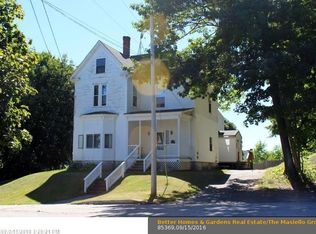 92 Madison St, Auburn, ME 04210