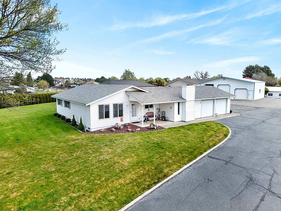 1st image of 2603 N Road 56