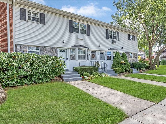 2nd image of 2310 Wilshire Ln #2310