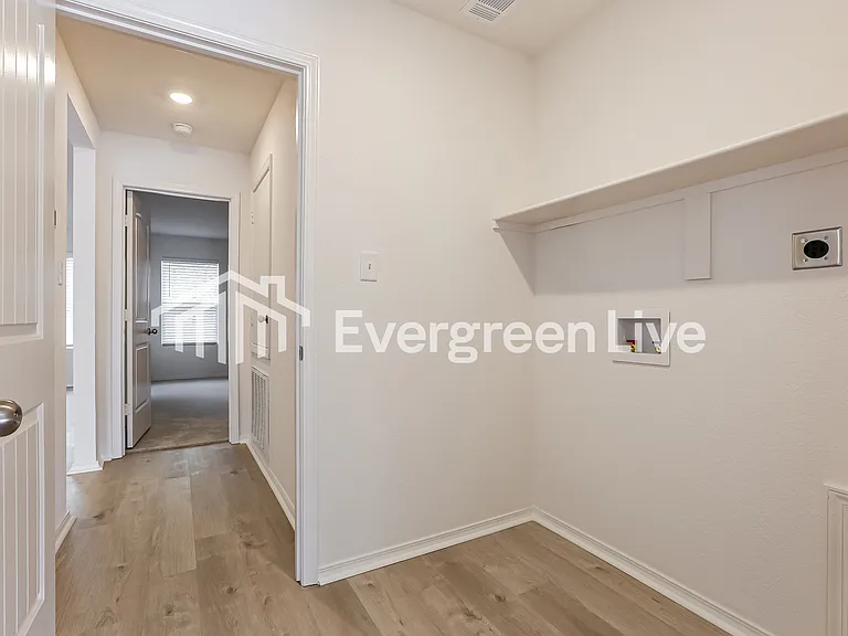 123 Jasmine Ct — Photo 6