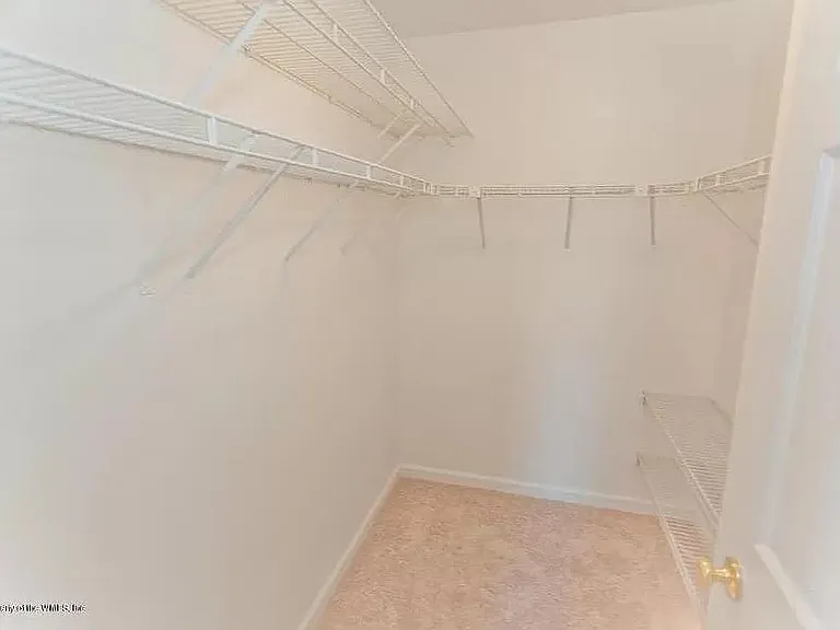 Master Bedroom Walk in Closet