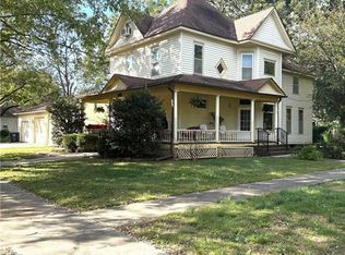 301-305 S 2nd St, Independence, KS 67301