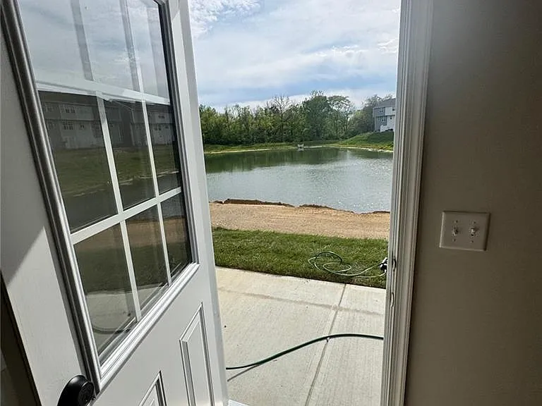 4034 Hemlock Ct — Photo 11