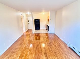 372 White St APT B5, Orange, NJ 07050