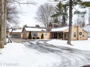 4040 Devonshire Rd, Fort Gratiot, MI 48059