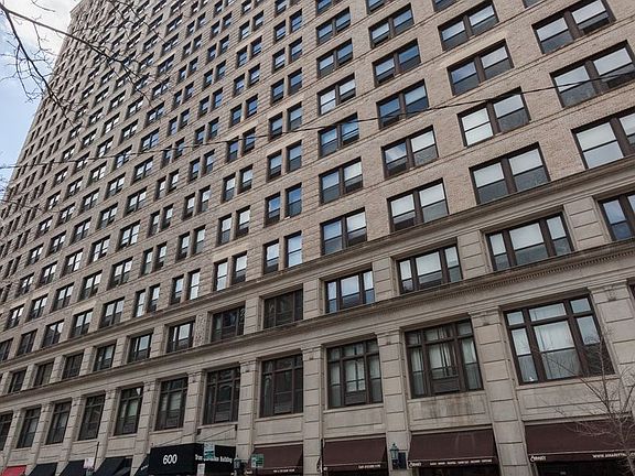 2018_4_17_600_S_Dearborn_Unit_2009_2