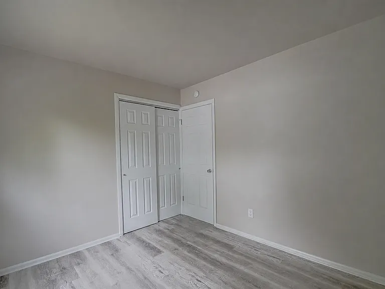 1008 Hovey St #ATK — Photo 12