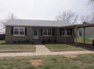 981 E 16th St, Colorado City, TX 79512