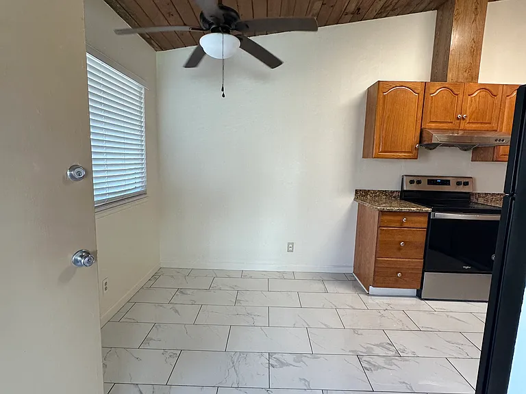 137 Maher Ct #137 — Photo 5