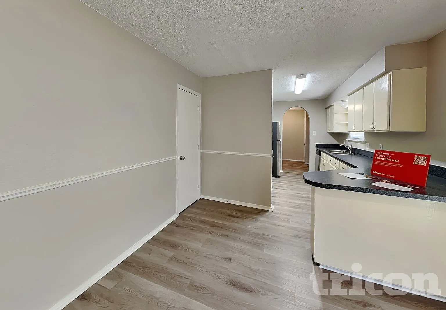 204 NW Jayellen Avenue Burleson TX — Photo 4