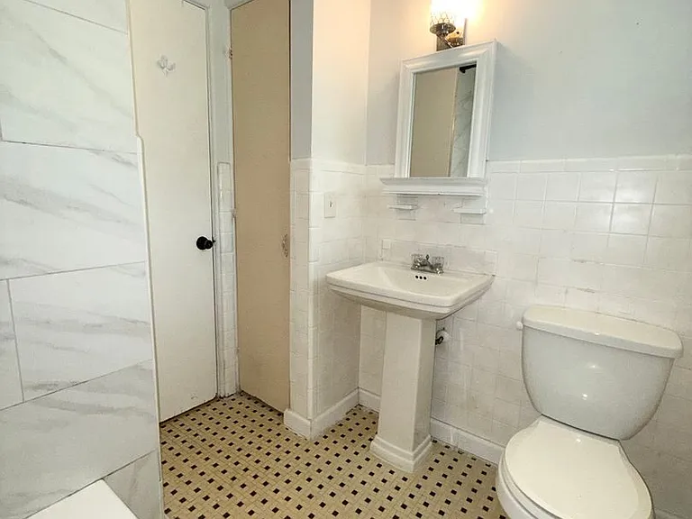 1016 Alba Dr — Photo 13