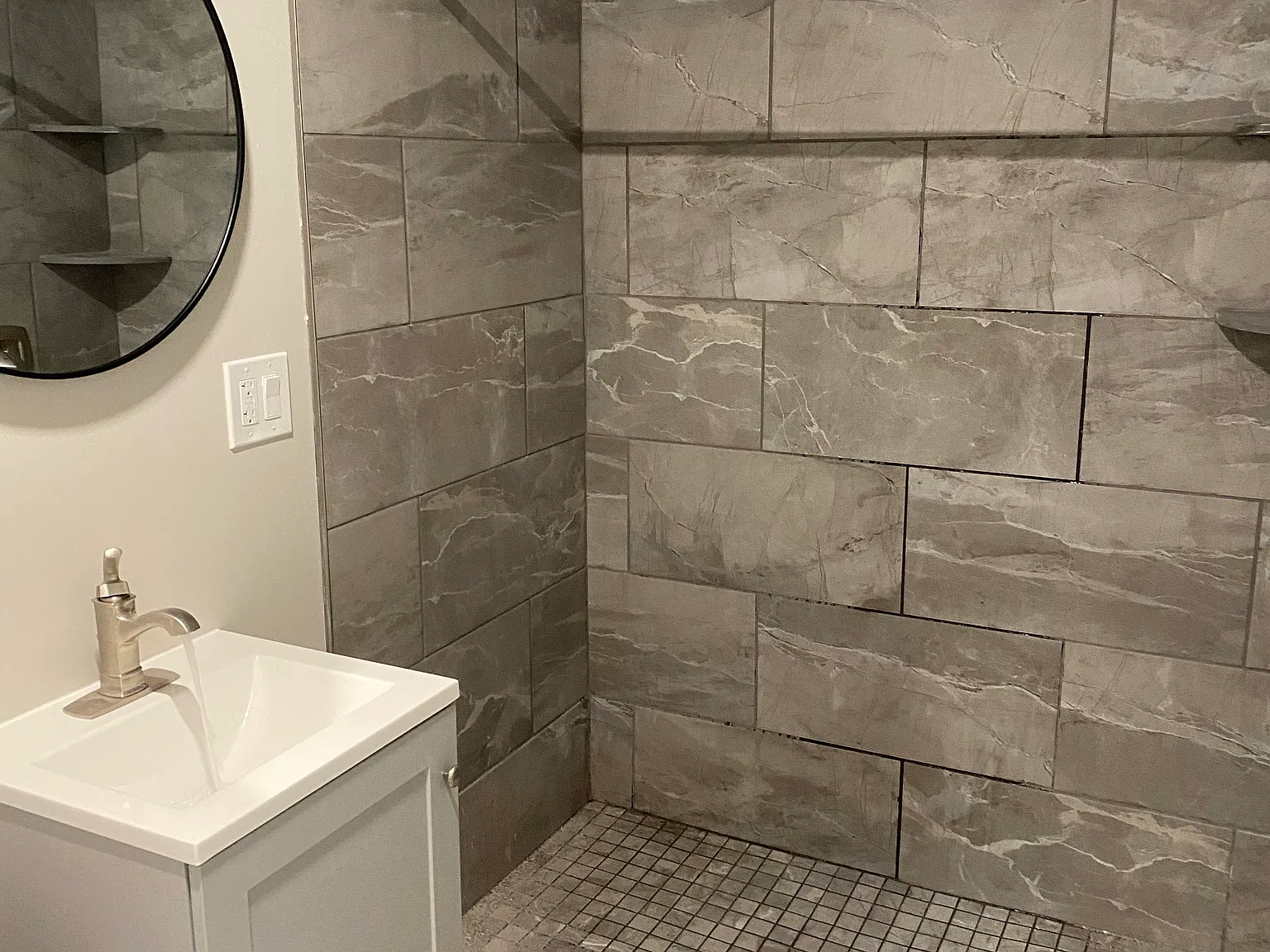 1 bed, 775 sqft, $1,250 — Photo 2
