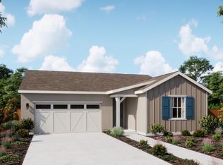 3833 W Owen Ave N, Visalia, CA 93291
