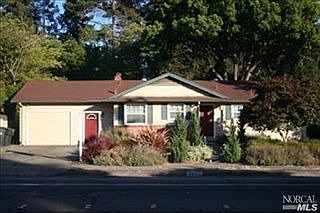 2nd image of 3460 Montgomery Dr