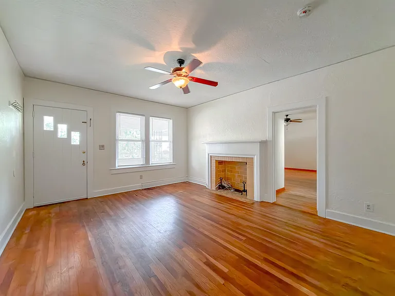 1230 Mitchell Ave — Photo 5