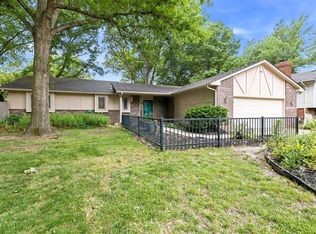 1108 E James St, Derby, KS 67037