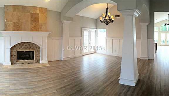5th image of 8109 Sunset Cove Dr