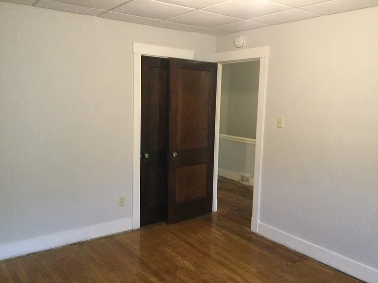 3332 Parkview Ave — Photo 8