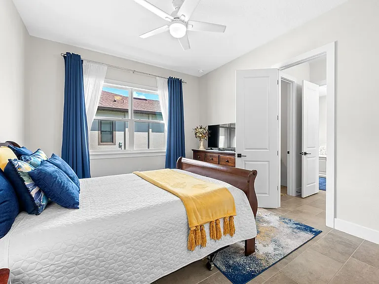7876 Roma Dune Dr — Photo 12