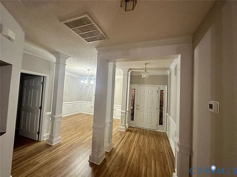 5442 Fuller Dr — Photo 9