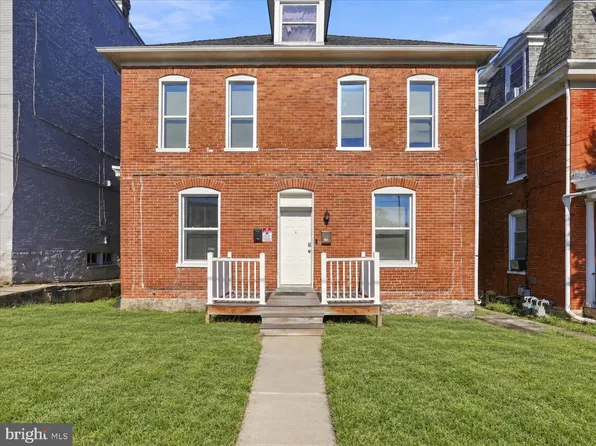 329 Summit Ave, Hagerstown, MD 21740