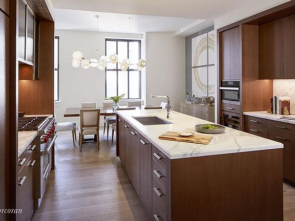 2nd image of 100 Barclay St APT 19C