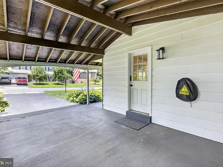 4752 Carterwood Dr — Photo 40