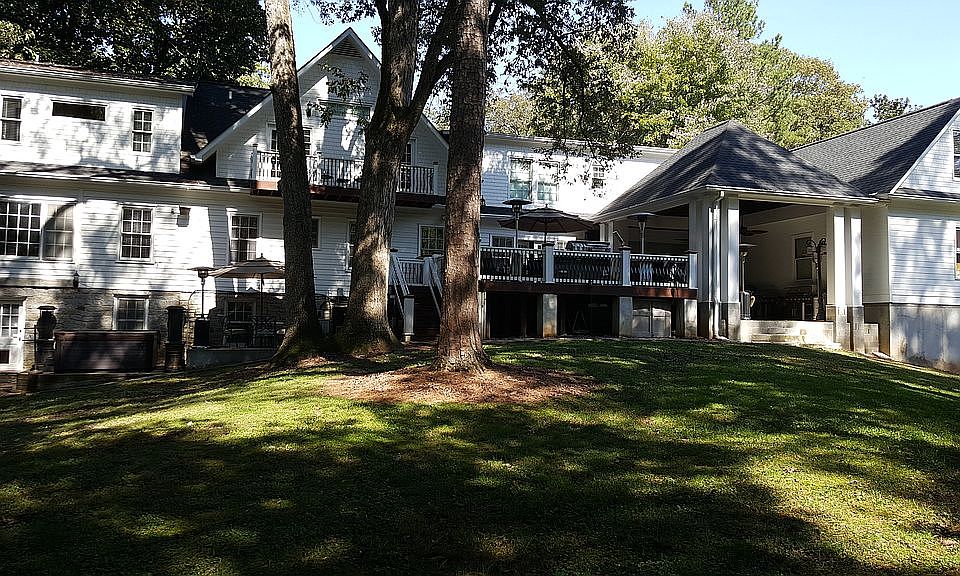 2nd image of 4088 Wieuca Rd NE