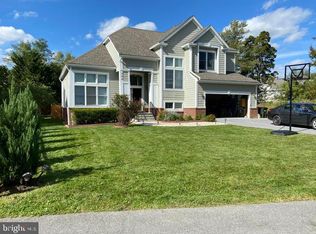 904 Milestone Dr, Silver Spring, MD 20904