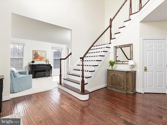5th image of 5032 Warwick Hills Ct