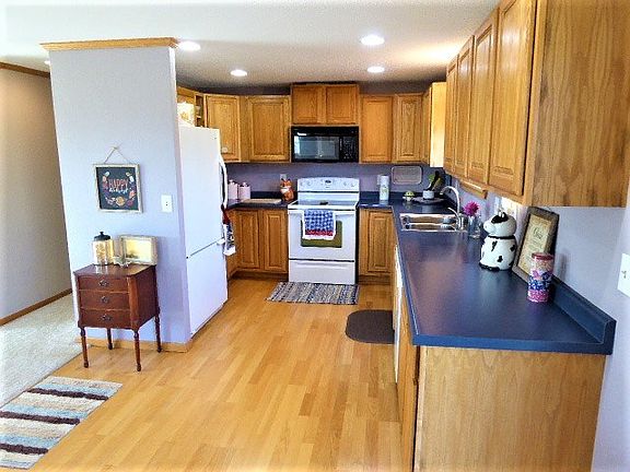 5th image of 4062 N 730th Street