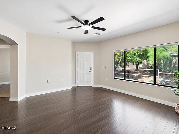 2nd image of 1501 N Paseo La Tinaja