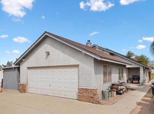 7450 Cypress Ave, Fontana, CA 92336