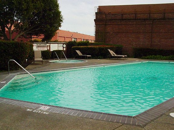 5th image of 6363 Christie Ave APT 324