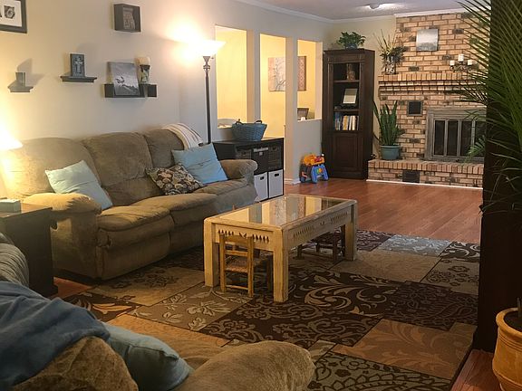 4th image of 100 Butler Dr