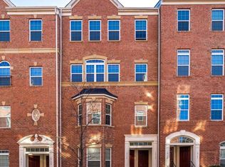 15175 Leicestershire St, Woodbridge, VA 22191