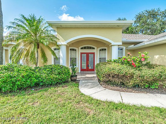 4th image of 428 Coastal Breeze Way