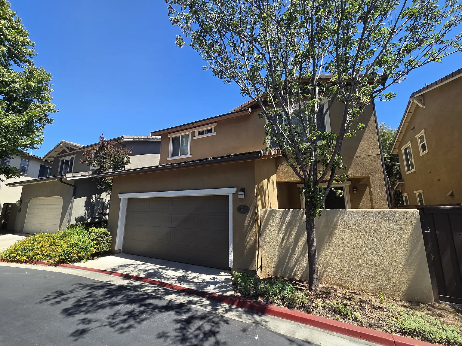 2 bed, 1770 sqft, $3,650 — Photo 4