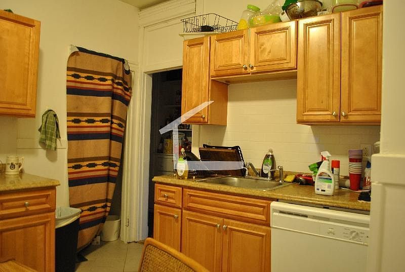 2nd image of 48 Brighton Ave #Lm21