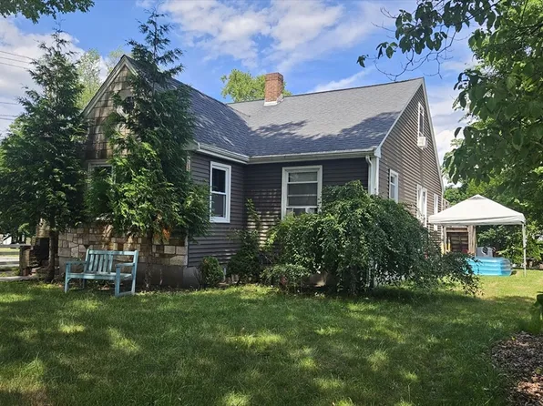 59 Purchase St, Milford, MA 01757